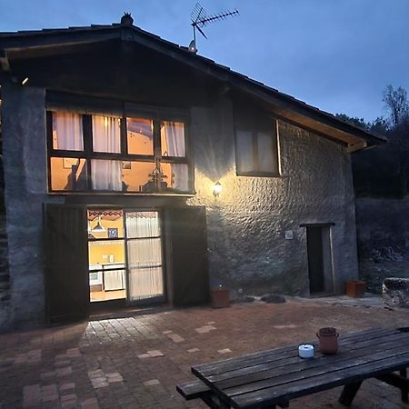 Can Janot Vila Olot Exterior foto