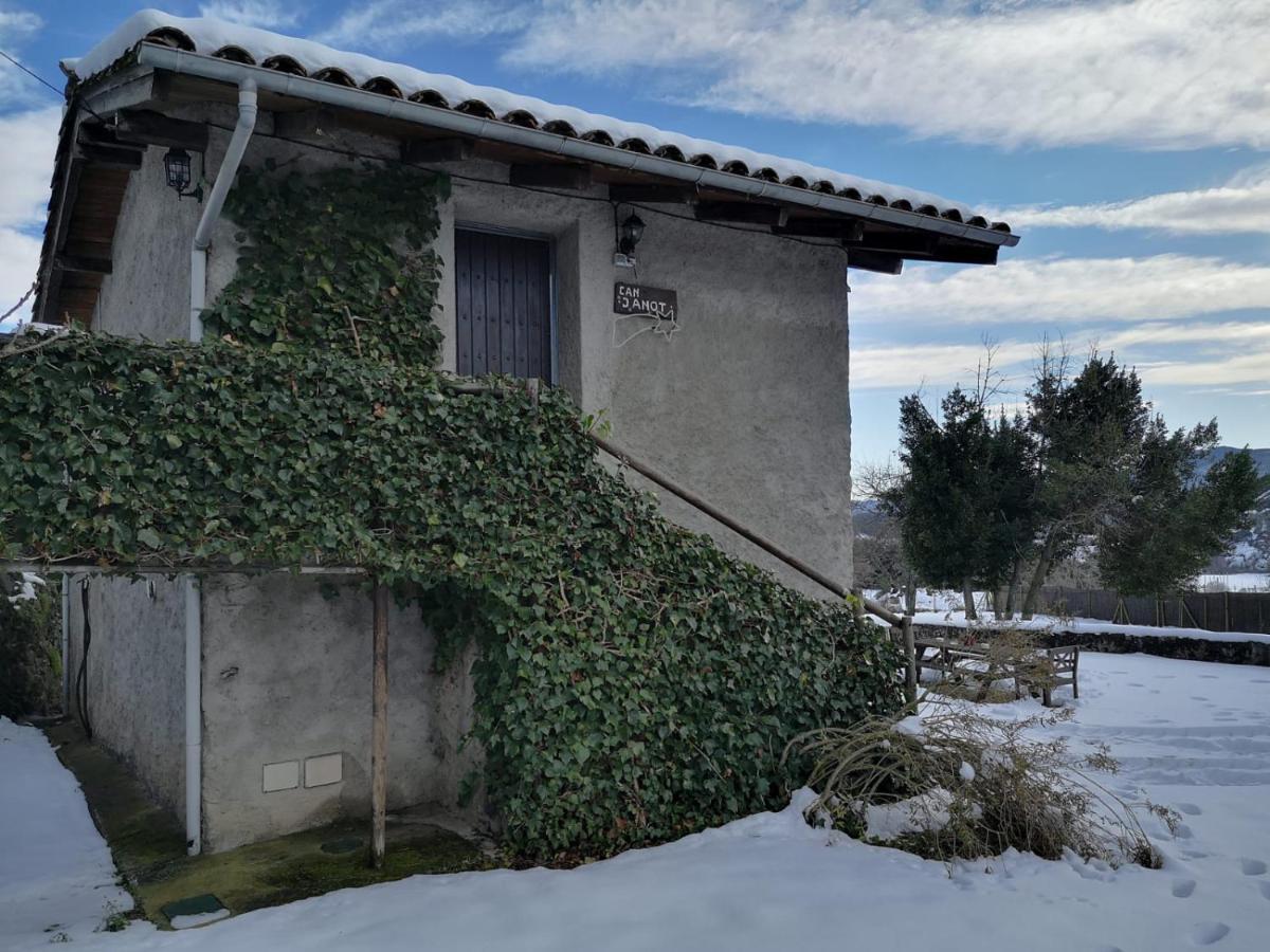Can Janot Vila Olot Exterior foto