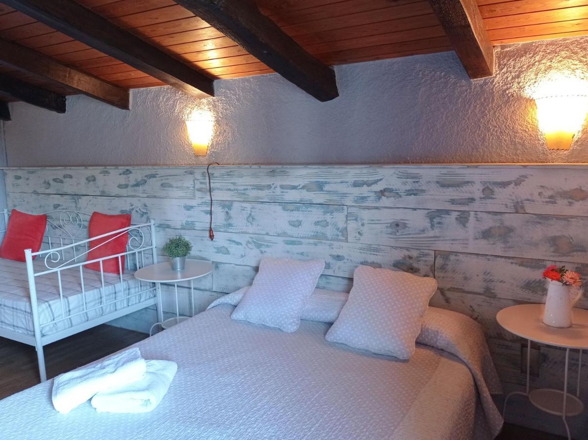 Can Janot Vila Olot Exterior foto