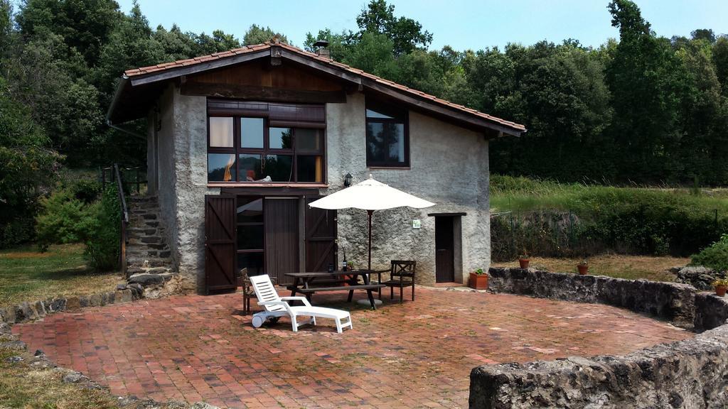 Can Janot Vila Olot Exterior foto